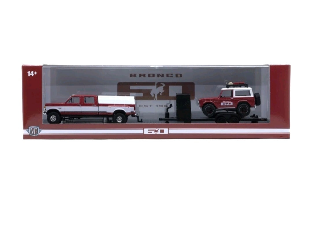 M2 Machines 1987 Ford F350 Dually & 1966 Ford Bronco R100 Hauler